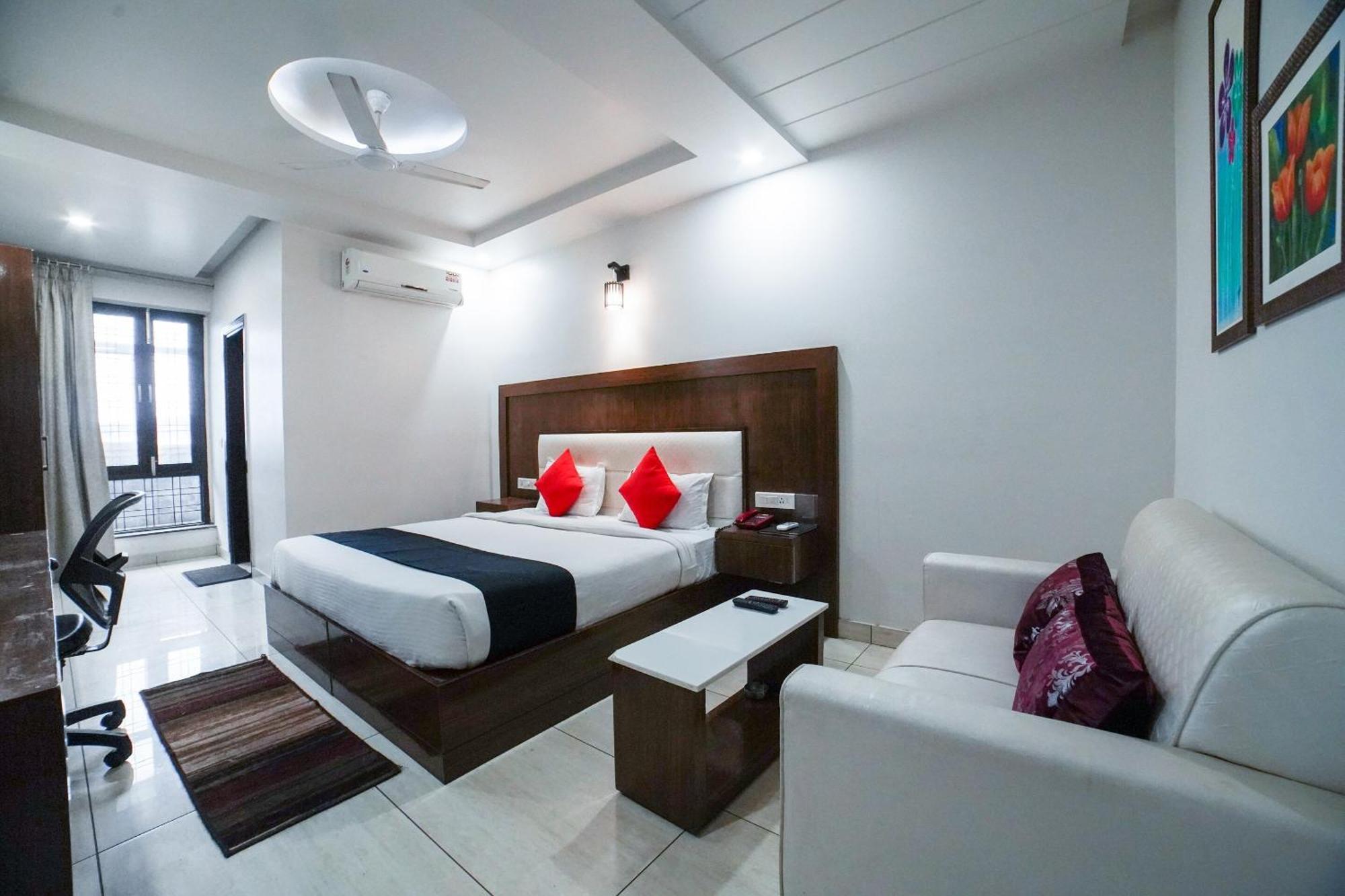 Collection O Prem Ratna Otel Dehradun Dış mekan fotoğraf