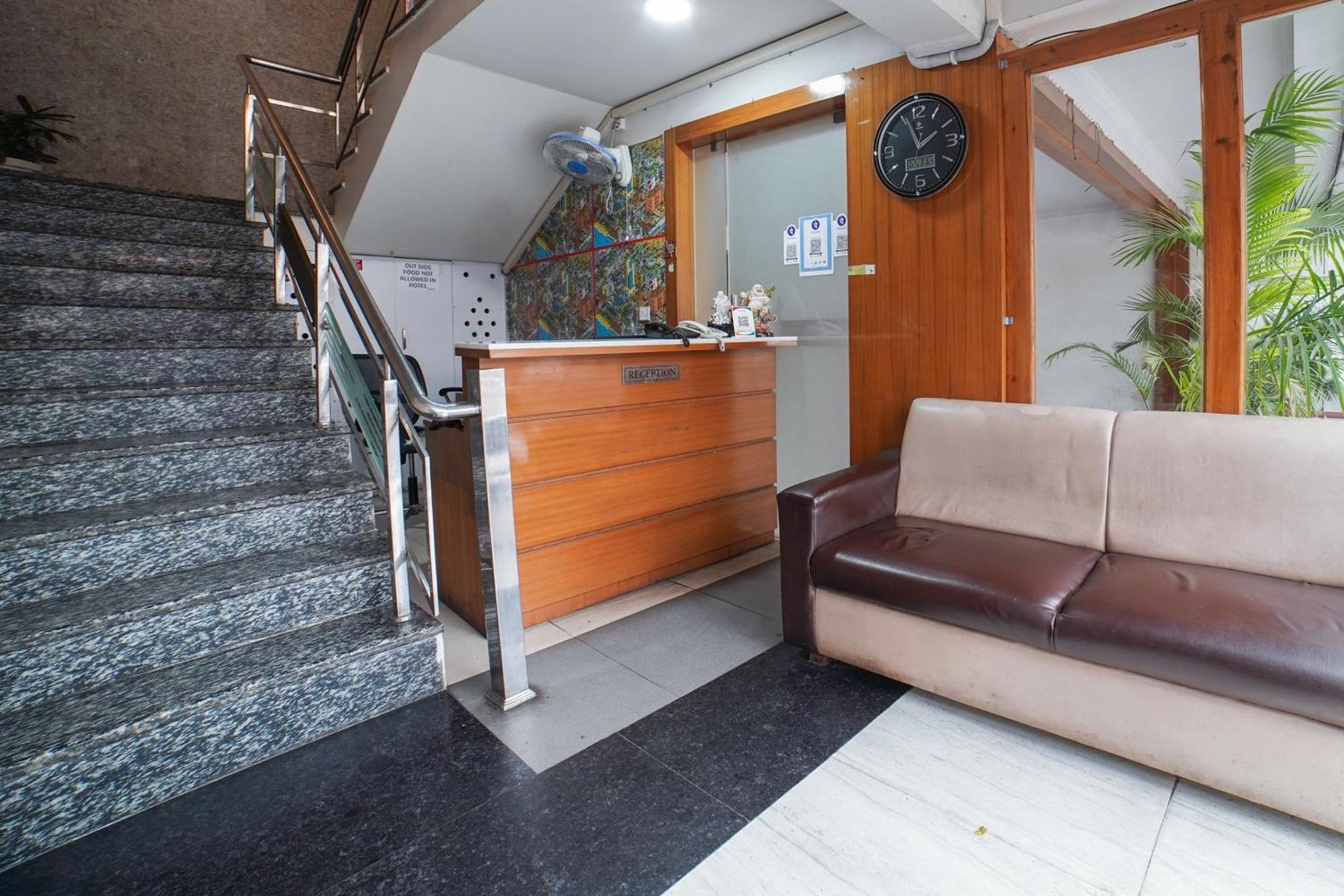 Collection O Prem Ratna Otel Dehradun Dış mekan fotoğraf