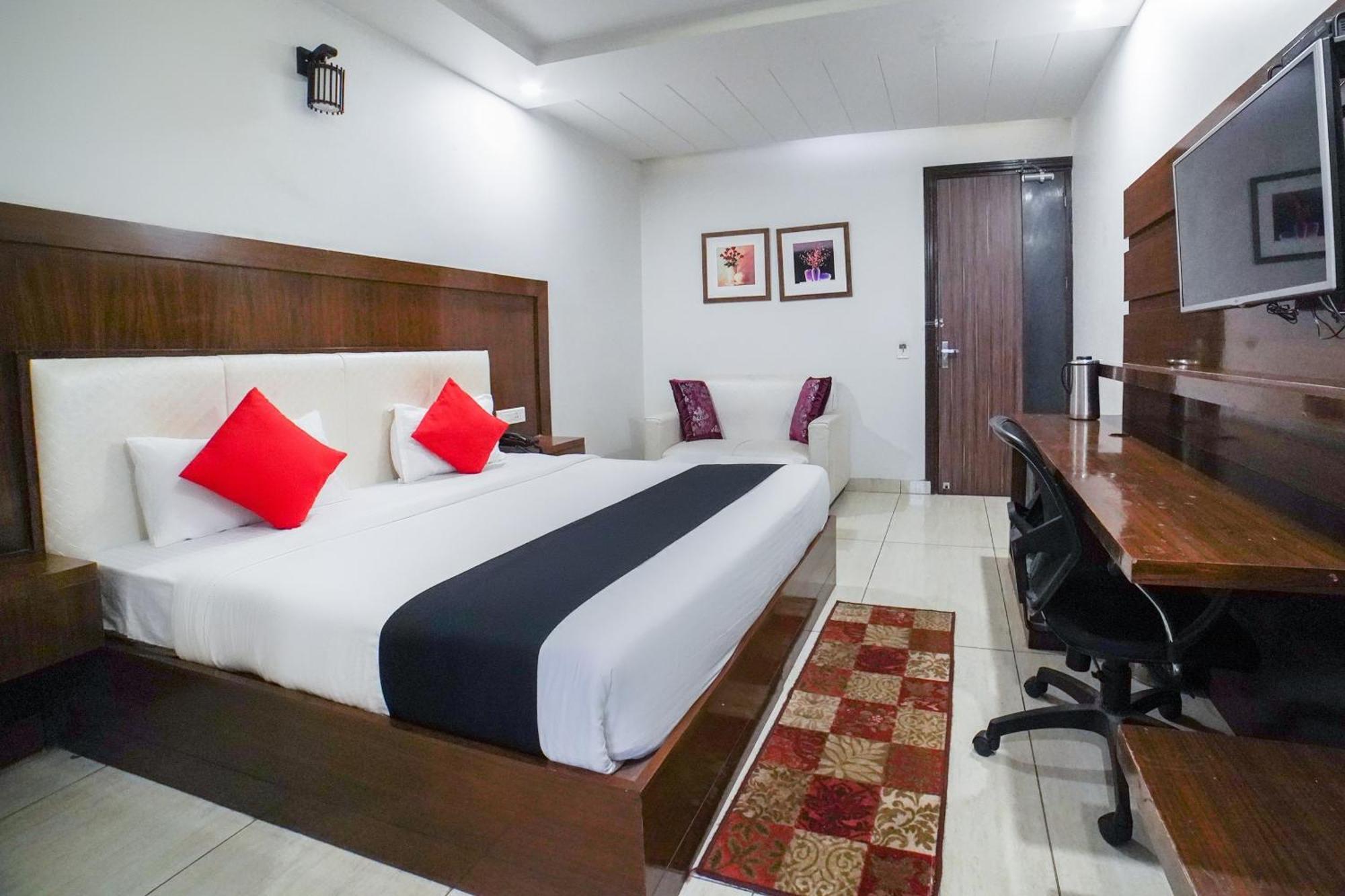 Collection O Prem Ratna Otel Dehradun Dış mekan fotoğraf